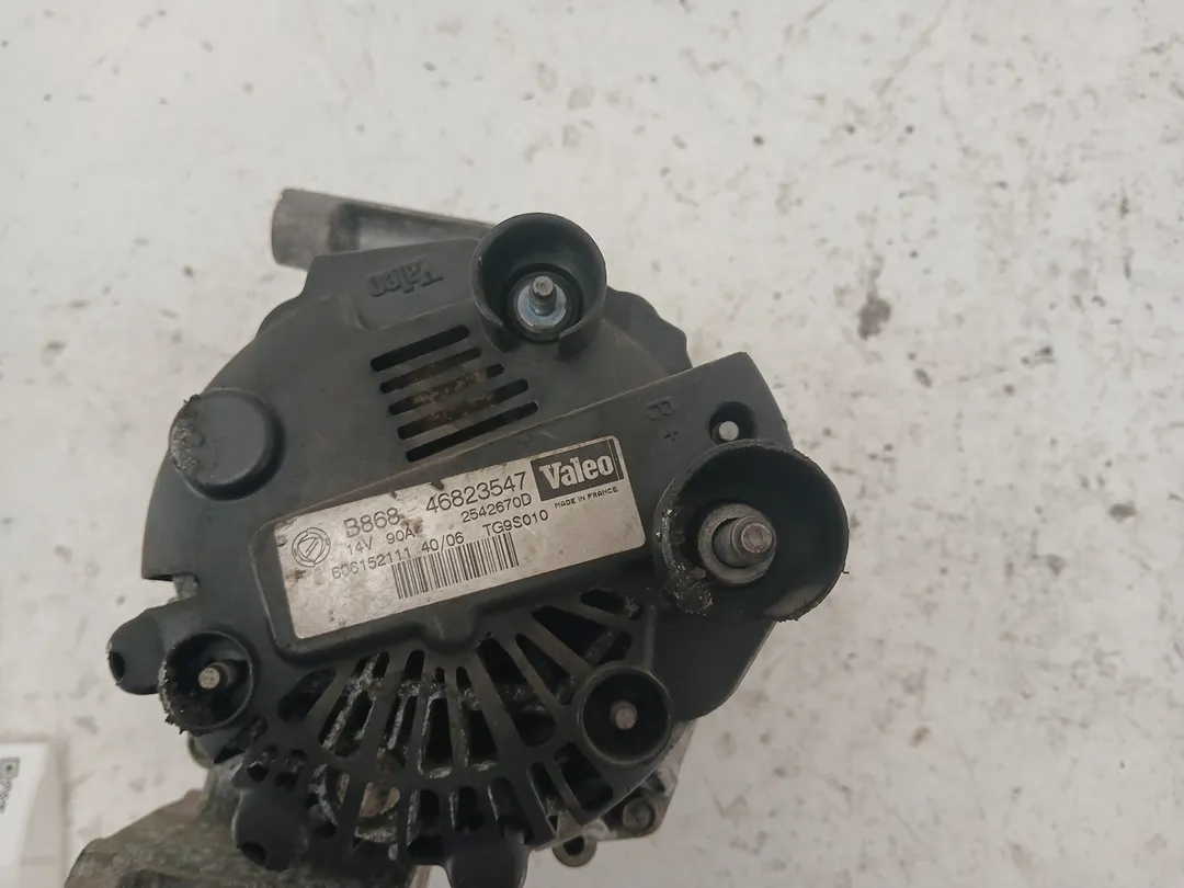 Alternatore Alternatore