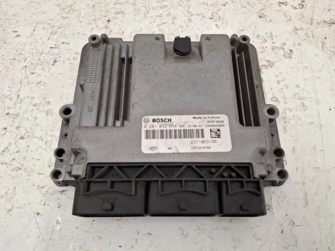 Centralina iniezione motore ECU Centralina iniezione motore ECU