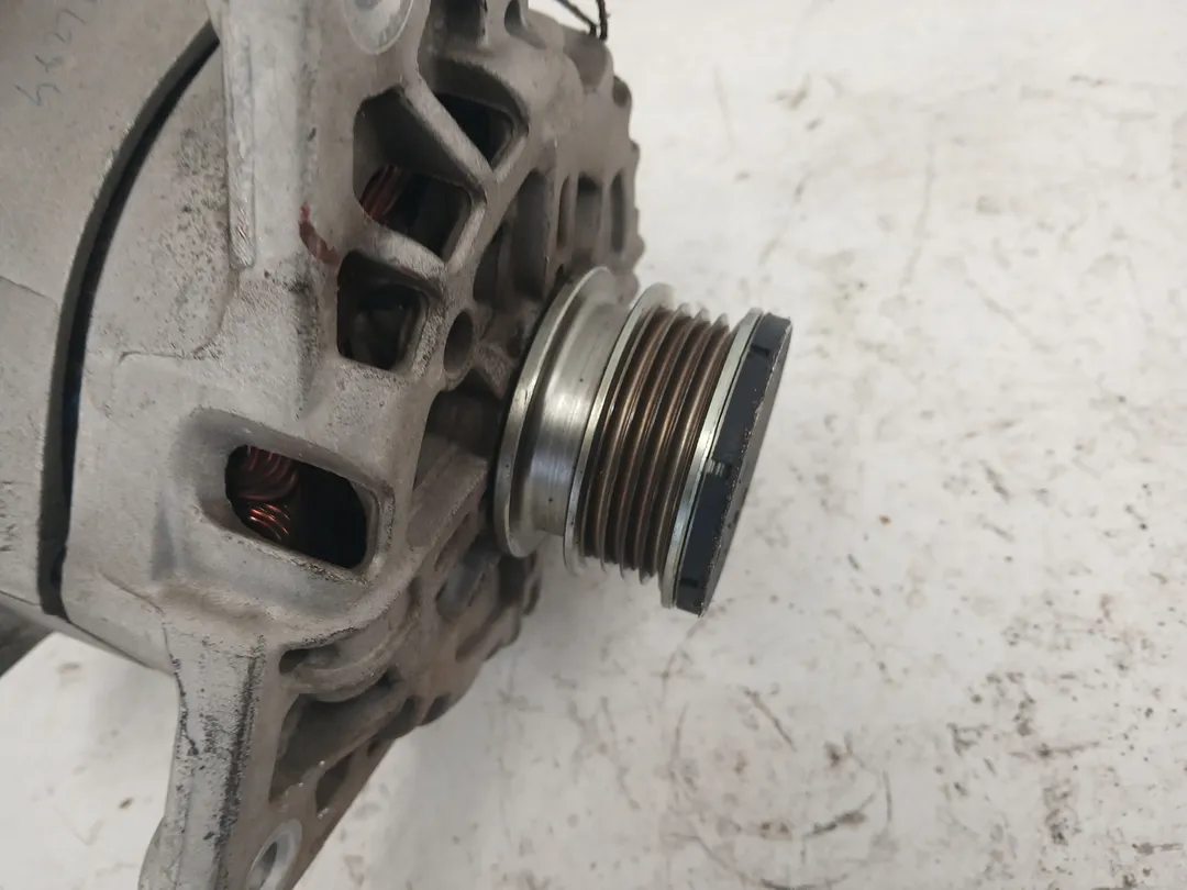 Alternatore Alternatore
