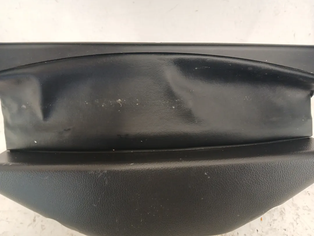 Cornice portastrumenti Cornice portastrumenti
