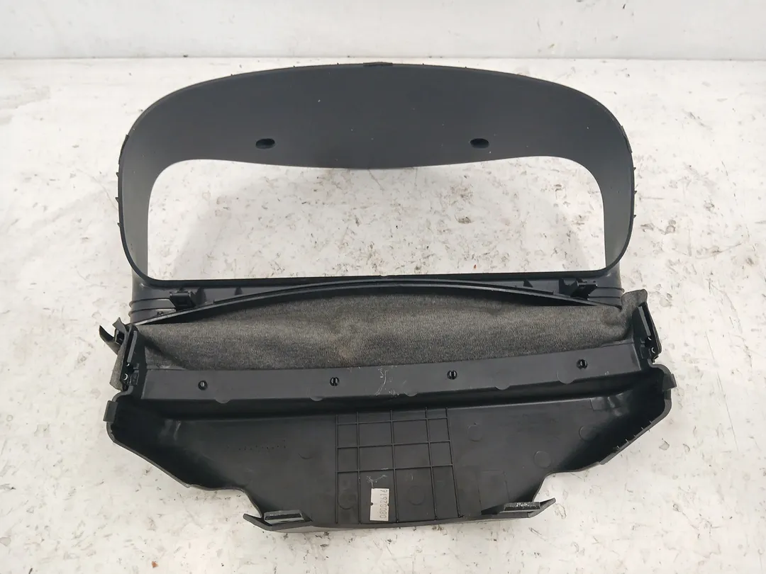 Cornice portastrumenti Cornice portastrumenti