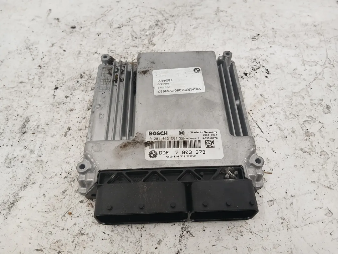 Centralina iniezione motore ECU Centralina iniezione motore ECU