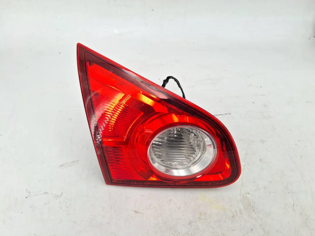Fanale faro posteriore interno sinistro