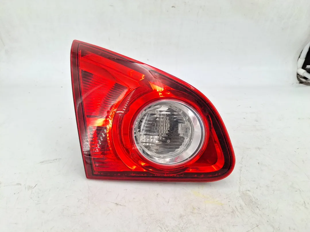 Fanale faro posteriore interno sinistro