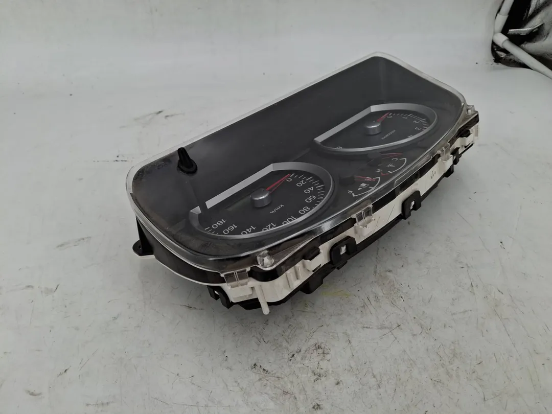 Quadro strumenti contachilometri Quadro strumenti contachilometri
