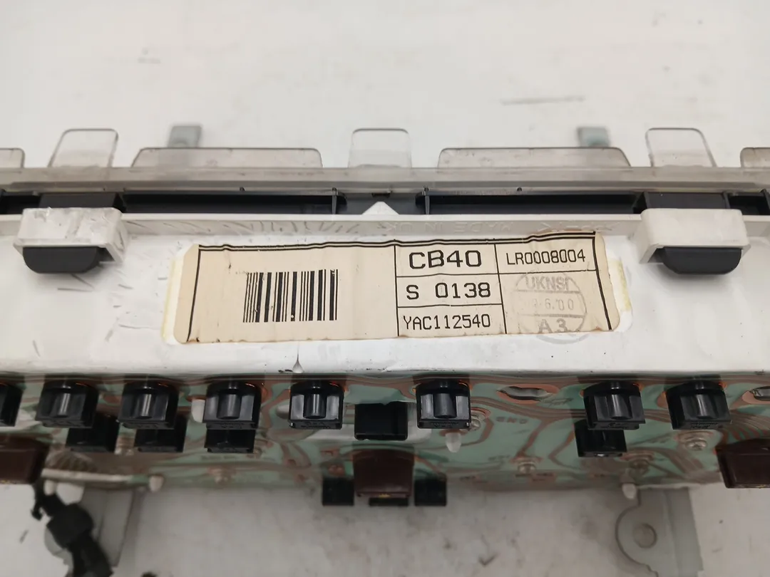 Quadro strumenti contachilometri Quadro strumenti contachilometri