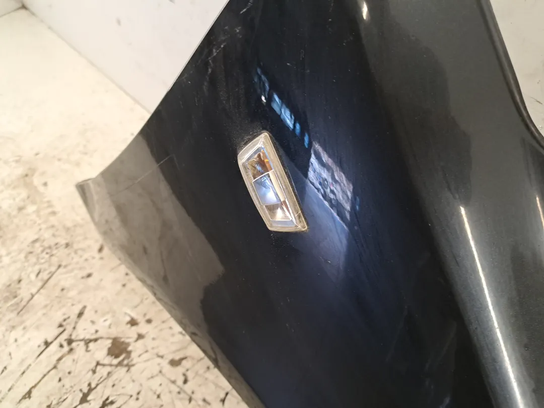 Parafango anteriore destro Parafango anteriore destro