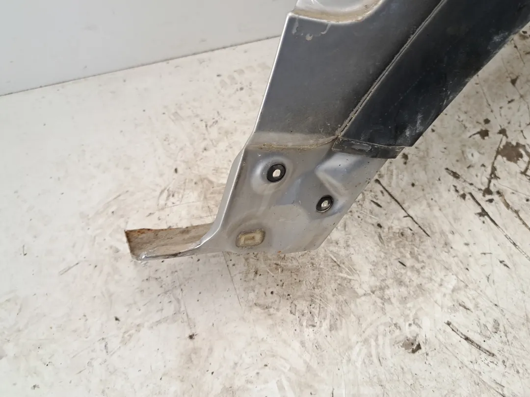 Parafango anteriore destro