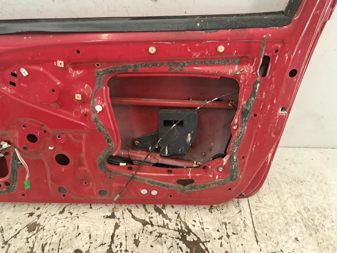 Porta anteriore destro Porta anteriore destro
