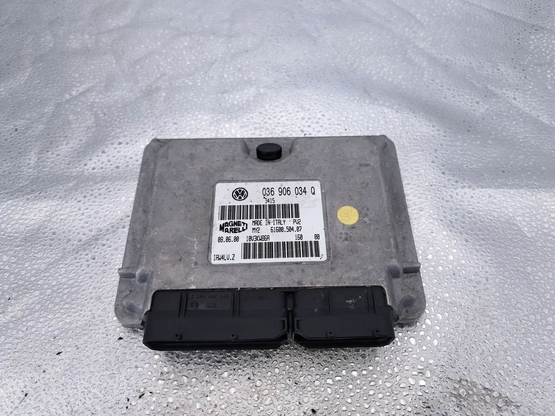 Centralina iniezione motore ECU Centralina iniezione motore ECU