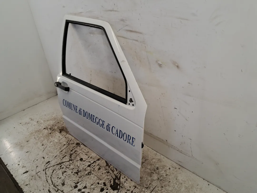 Porta anteriore destro Porta anteriore destro