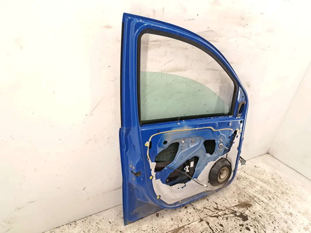 Porta anteriore sinistro