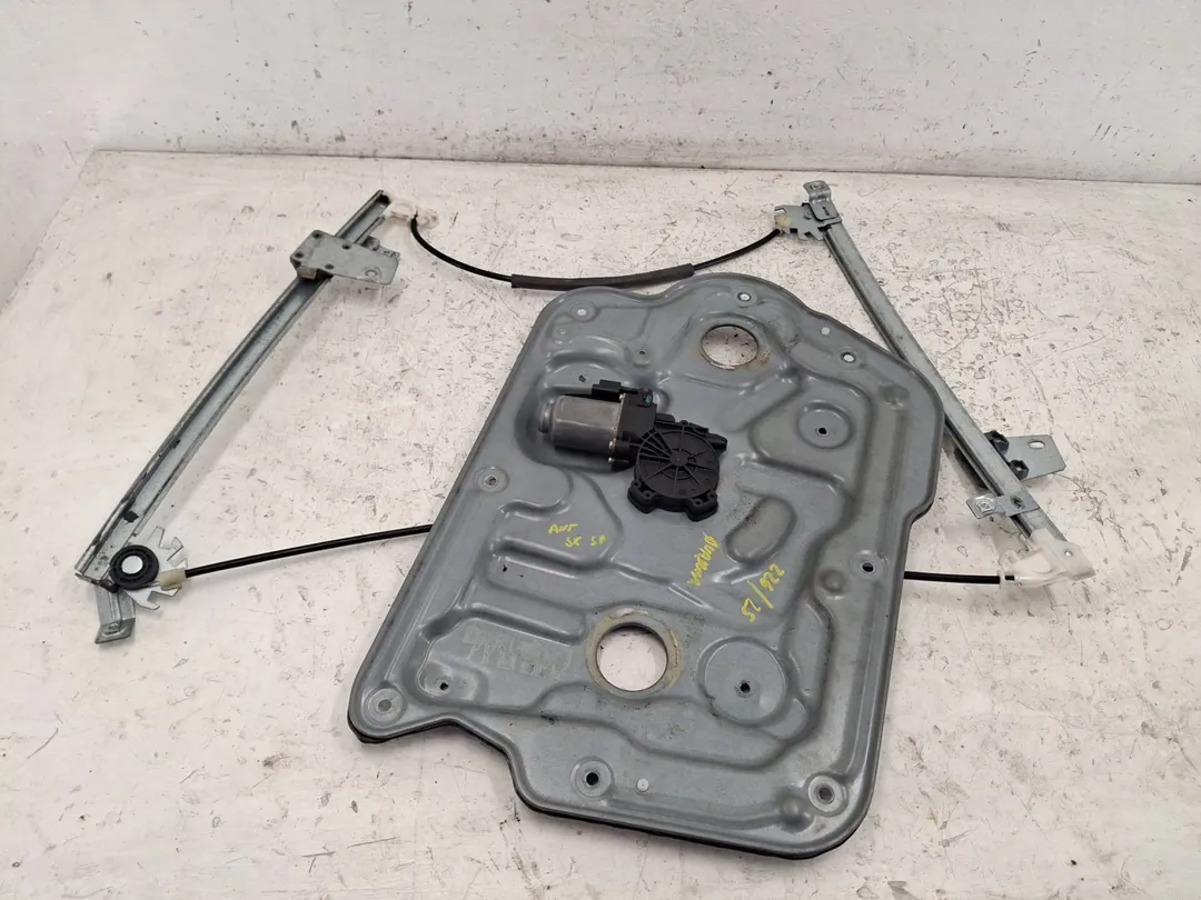 Alzacristallo alzavetro elettrico porta anteriore sinistro Alzacristallo alzavetro elettrico porta anteriore sinistro