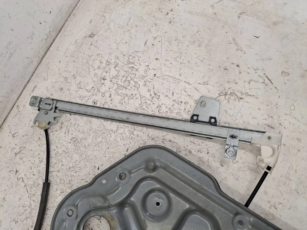 Alzacristallo alzavetro elettrico porta anteriore sinistro Alzacristallo alzavetro elettrico porta anteriore sinistro