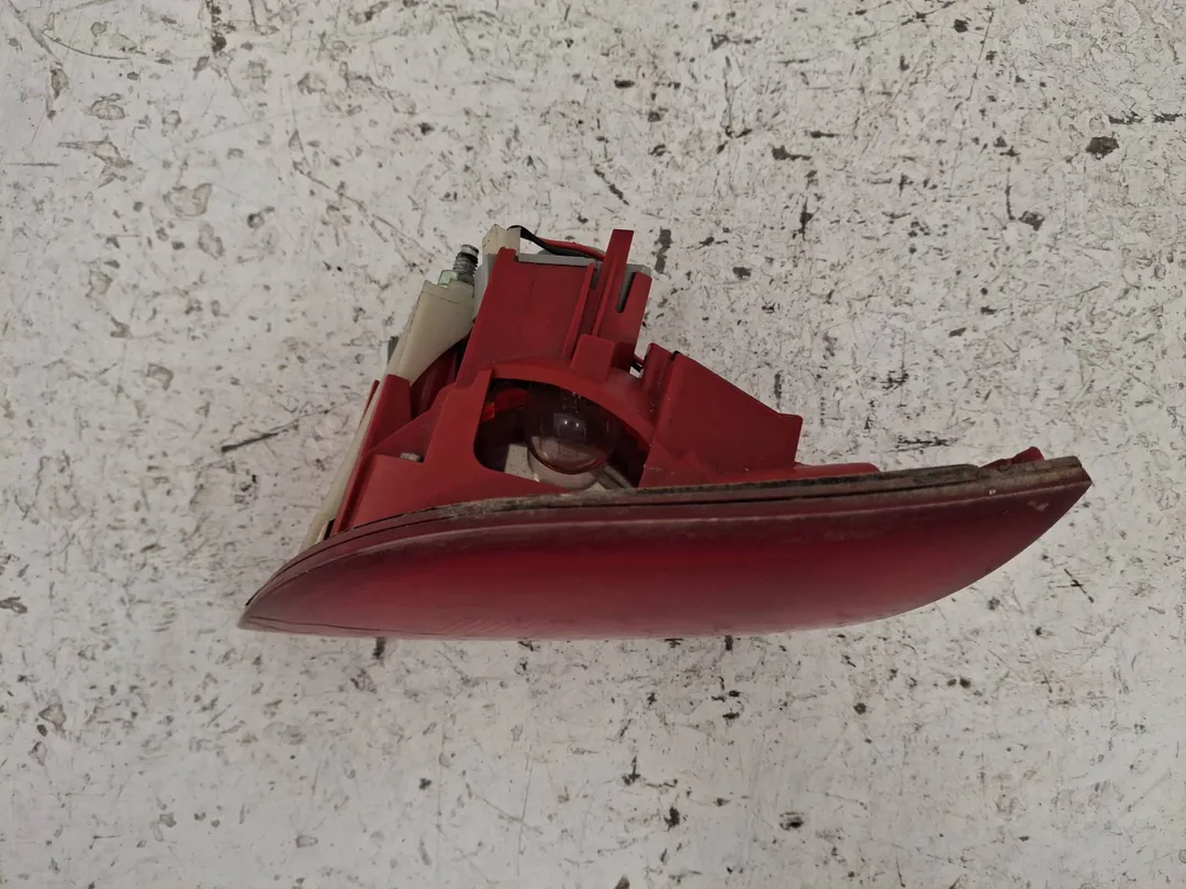 Fanale faro posteriore interno destro