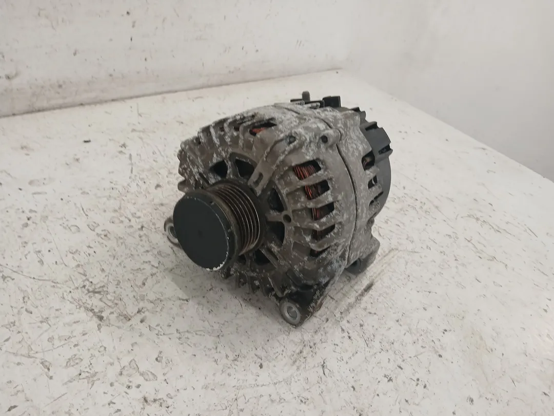 Alternatore Alternatore