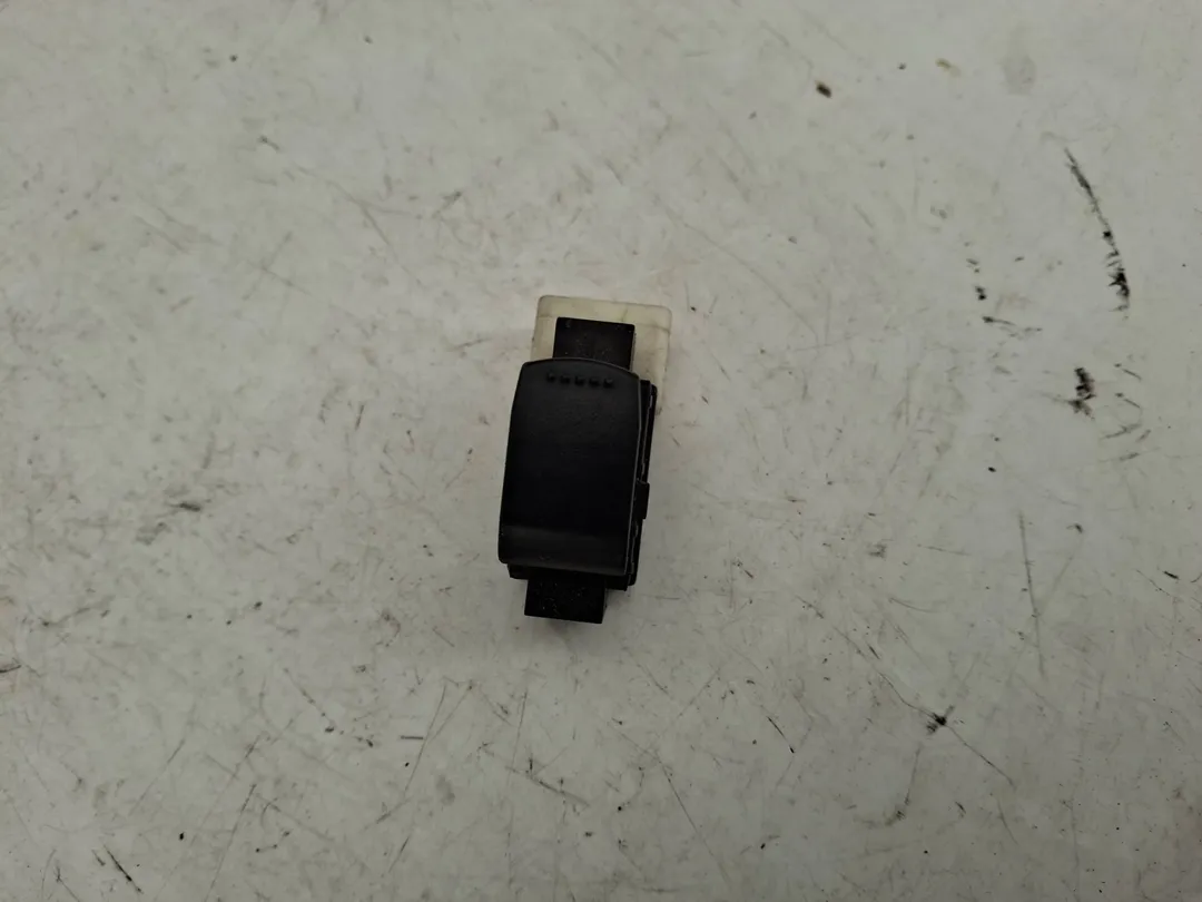 Interruttore alzacristalli porta anteriore Interruttore alzacristalli porta anteriore