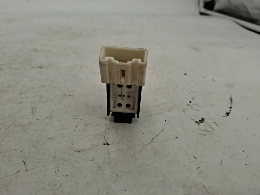 Interruttore alzacristalli porta anteriore Interruttore alzacristalli porta anteriore