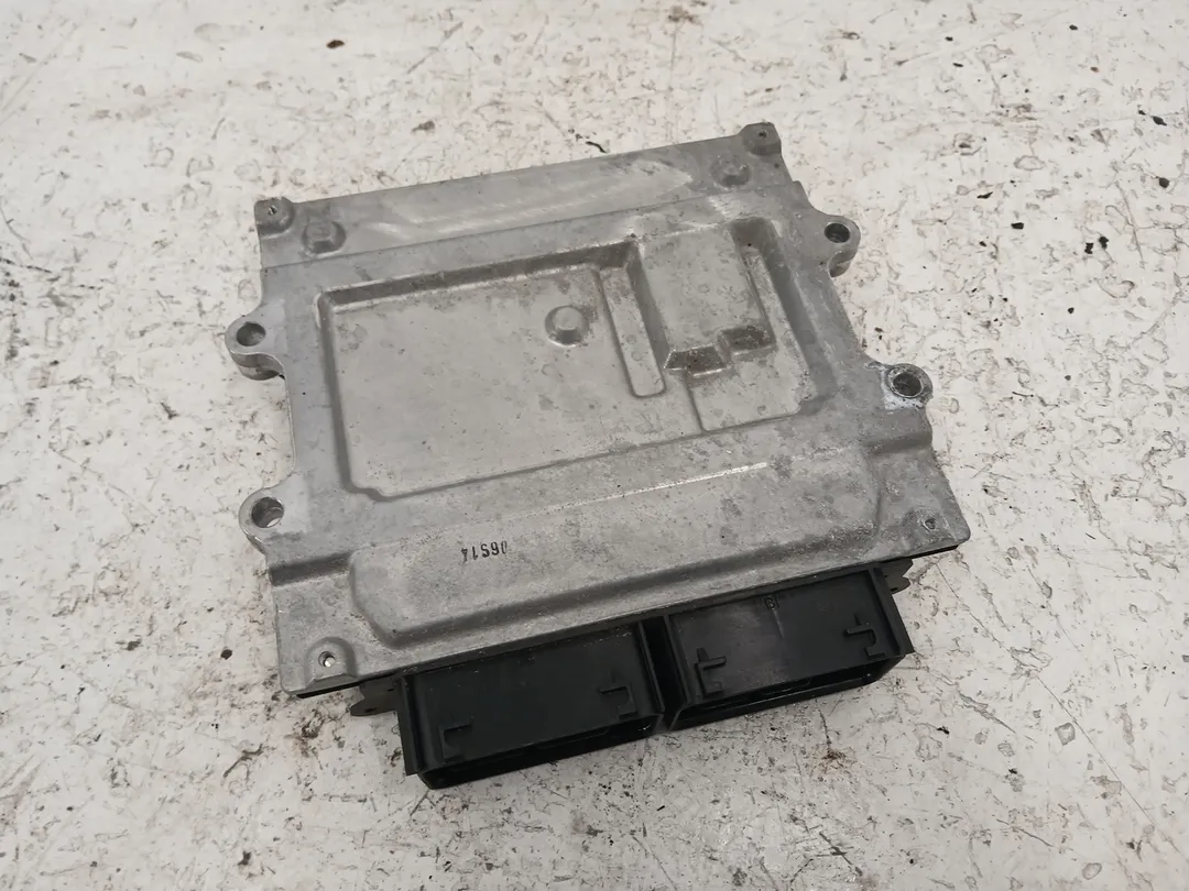 Centralina iniezione motore ECU Centralina iniezione motore ECU