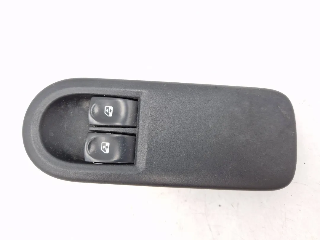 Interruttore alzacristalli porta anteriore sinistro Interruttore alzacristalli porta anteriore sinistro