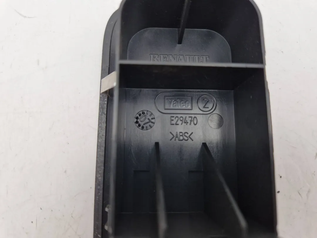 Interruttore alzacristalli porta anteriore sinistro Interruttore alzacristalli porta anteriore sinistro