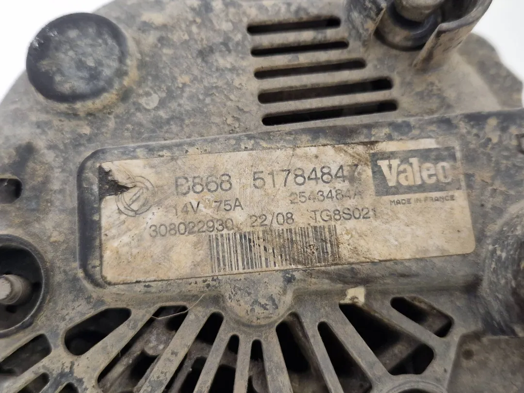 Alternatore Alternatore