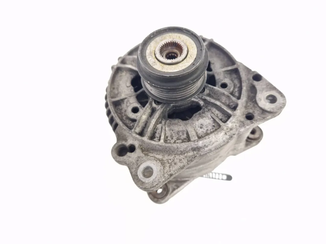 Alternatore sinistro