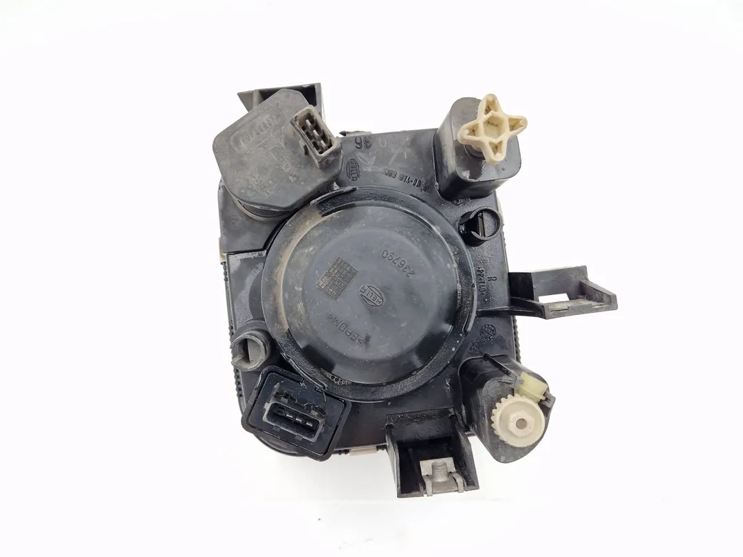 Faro anteriore destro Faro anteriore destro