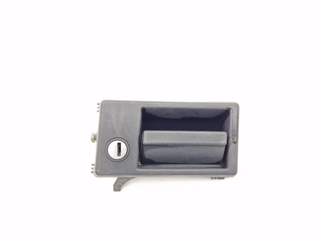 Maniglia porta anteriore sinistro Maniglia porta anteriore sinistro