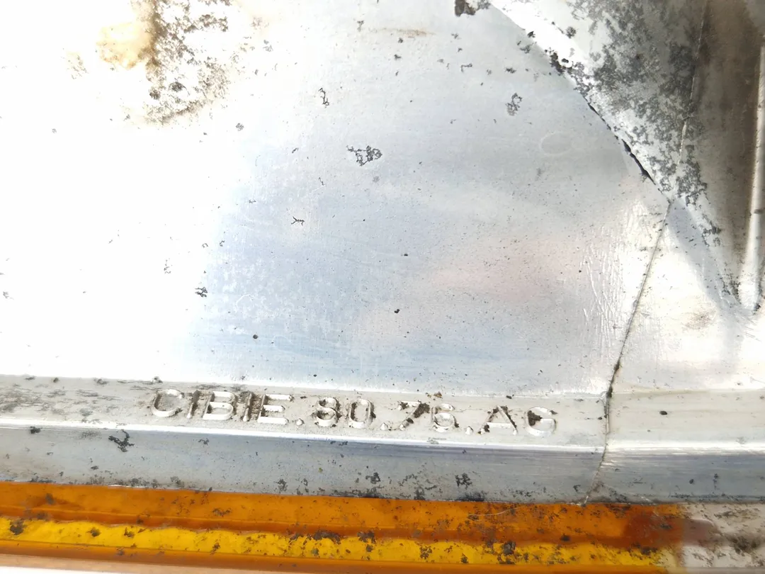 Fanalino anteriore sinistro Fanalino anteriore sinistro