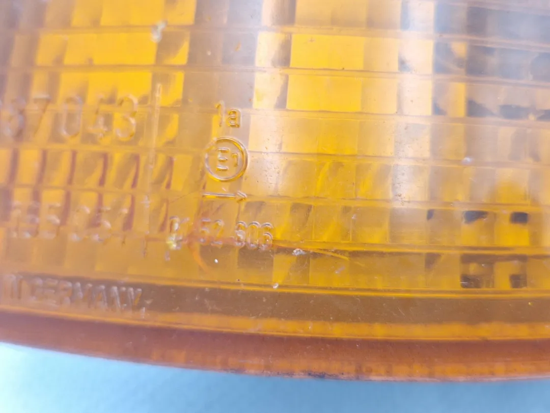 Fanalino anteriore sinistro Fanalino anteriore sinistro