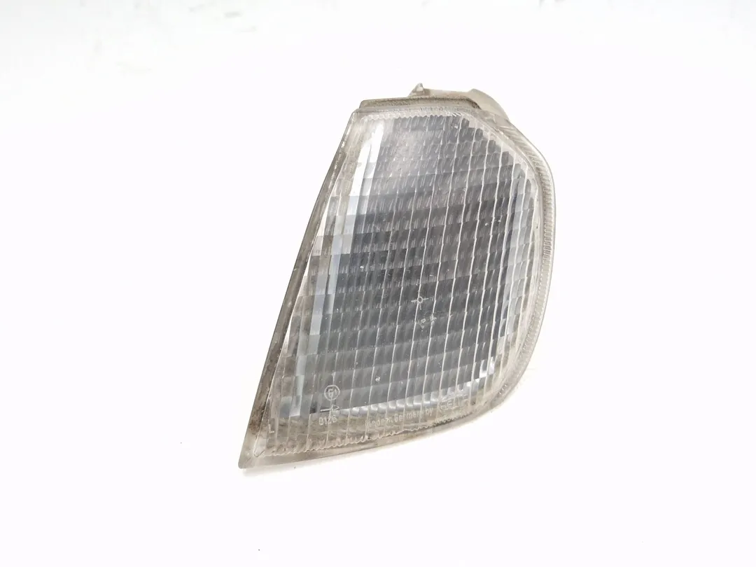 Fanalino anteriore sinistro Fanalino anteriore sinistro