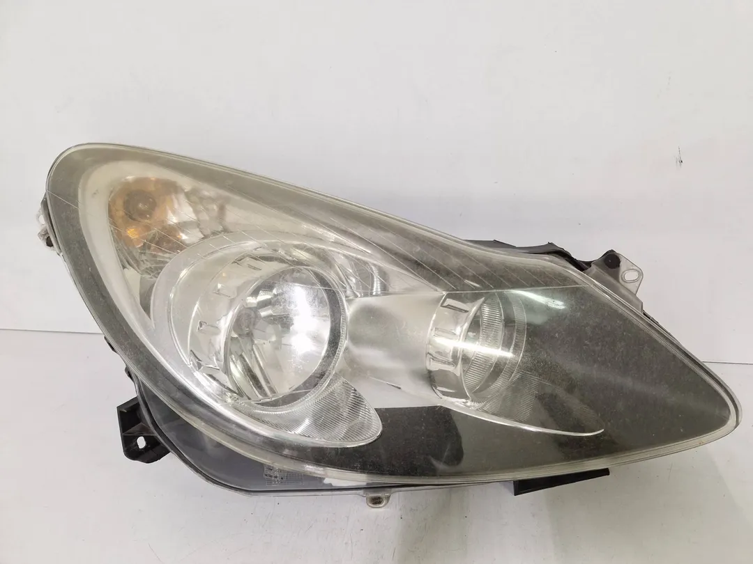 Faro anteriore destro Faro anteriore destro