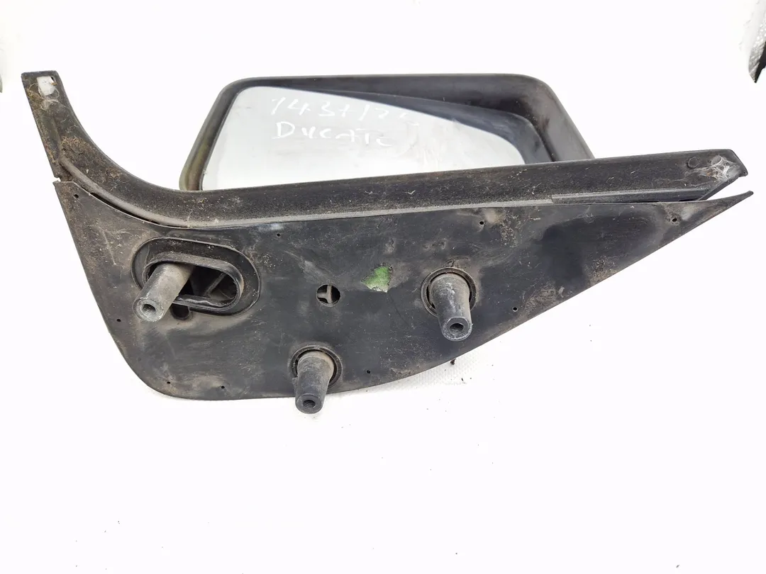 Specchietto retrovisore sinistro Specchietto retrovisore sinistro