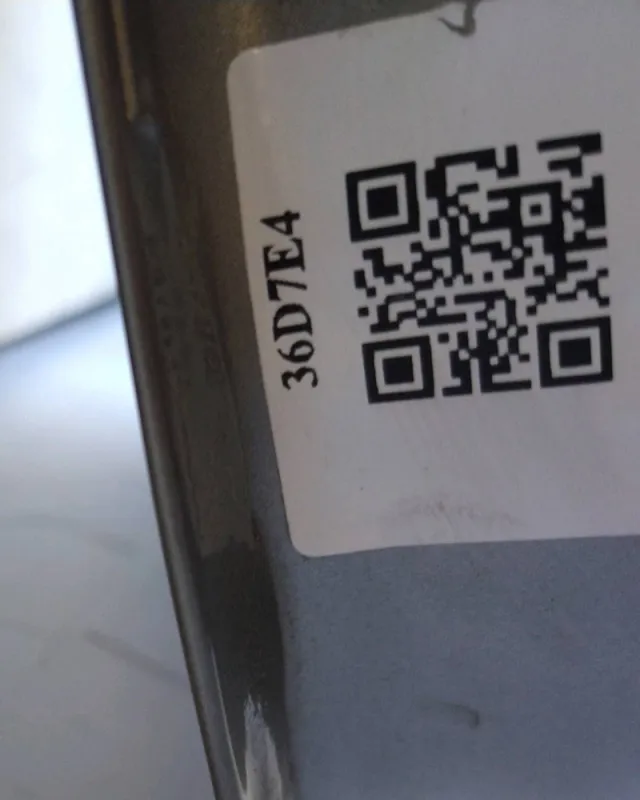 Porta carico posteriore a battente destro