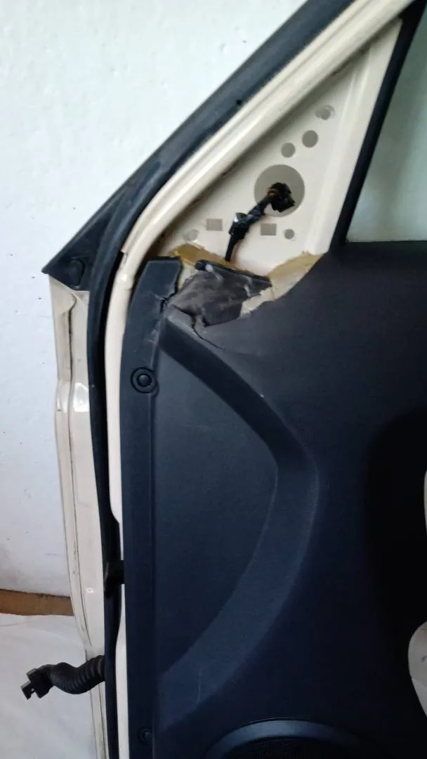 Porta anteriore destro Porta anteriore destro