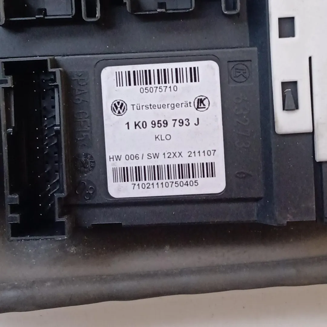 Alzacristallo elettrico porta anteriore sinistro Alzacristallo elettrico porta anteriore sinistro