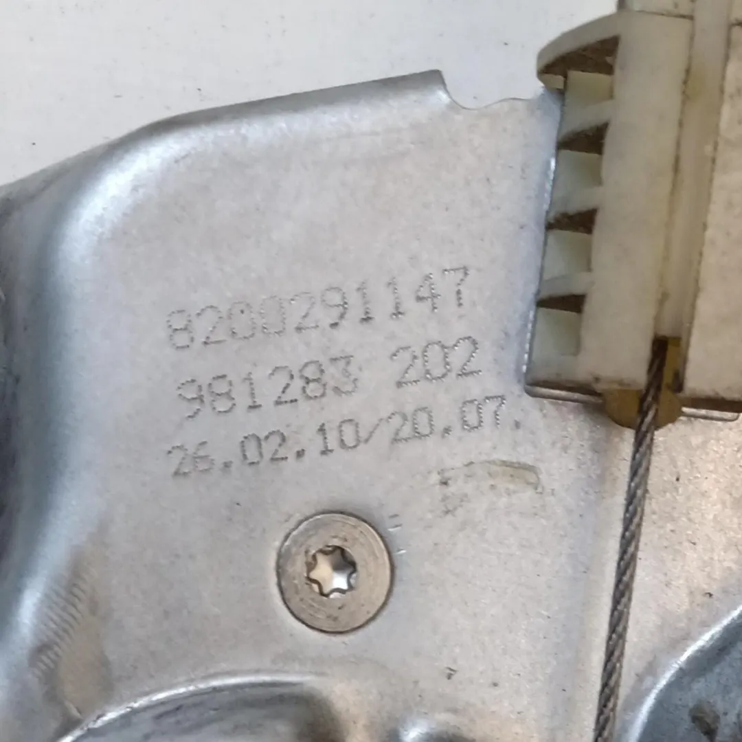 Alzacristallo elettrico porta anteriore sinistro Alzacristallo elettrico porta anteriore sinistro