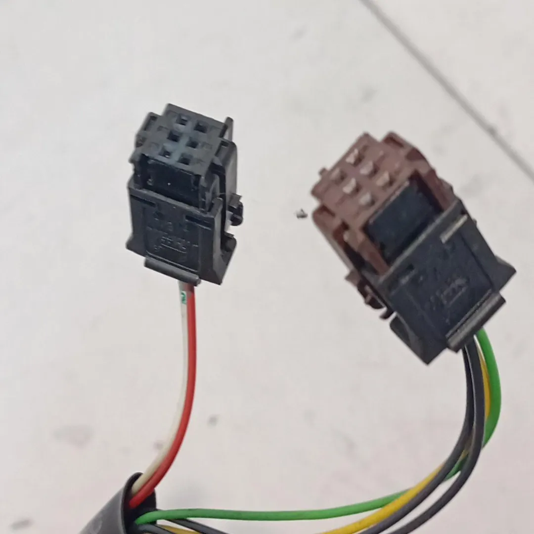 Retrovisore esterno regolazione elettrico sinistro Retrovisore esterno regolazione elettrico sinistro