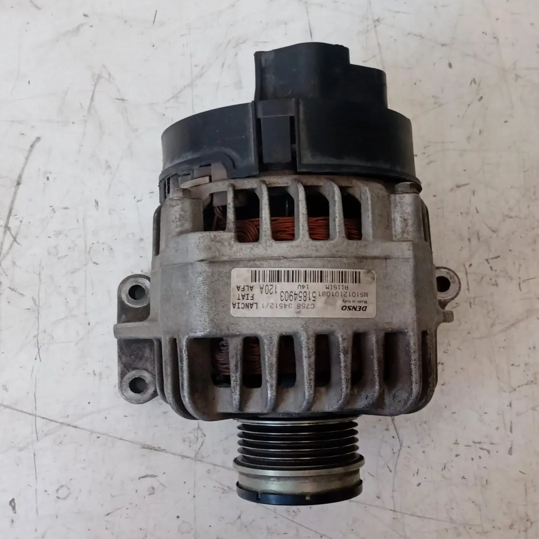 Alternatore Alternatore