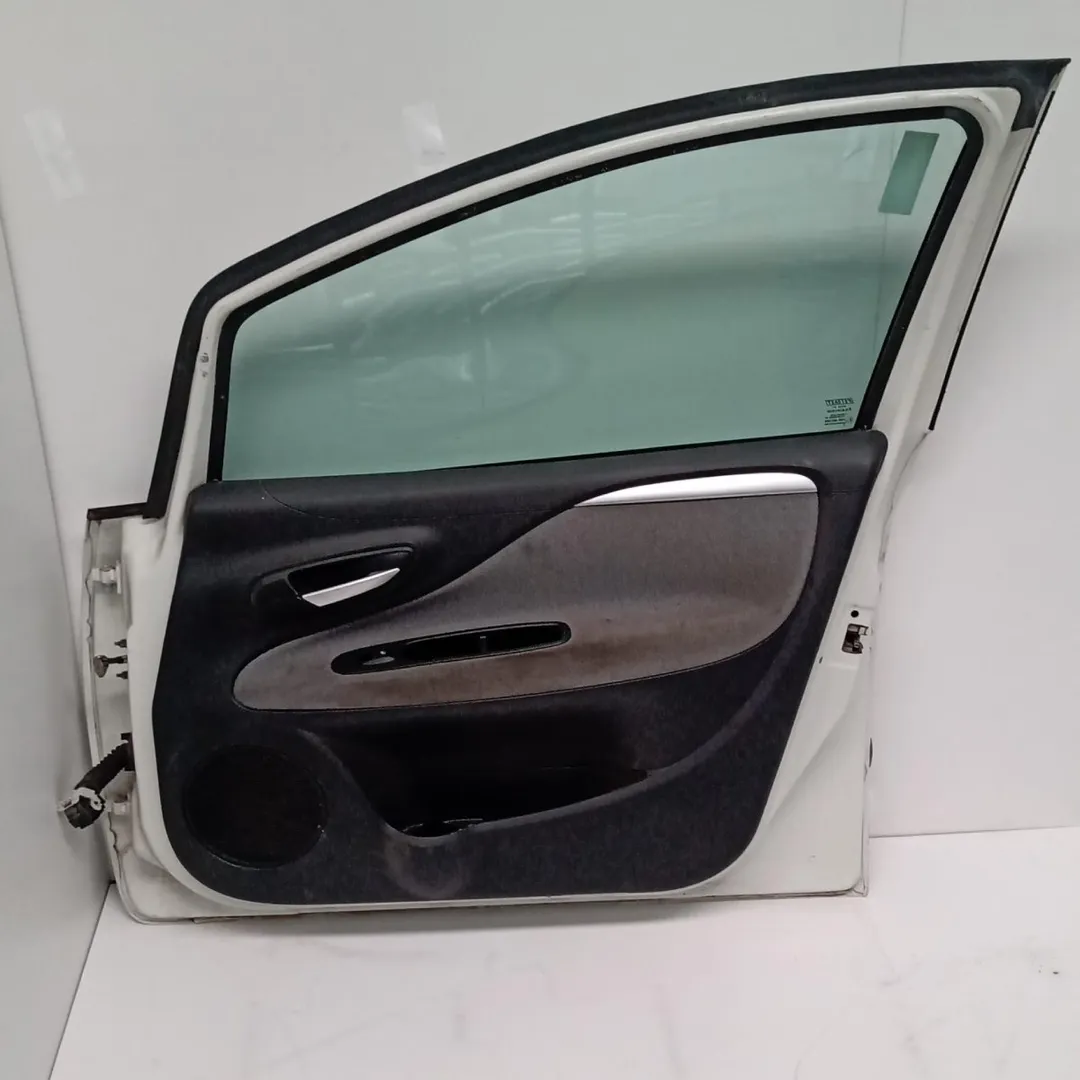 Porta anteriore destro Porta anteriore destro