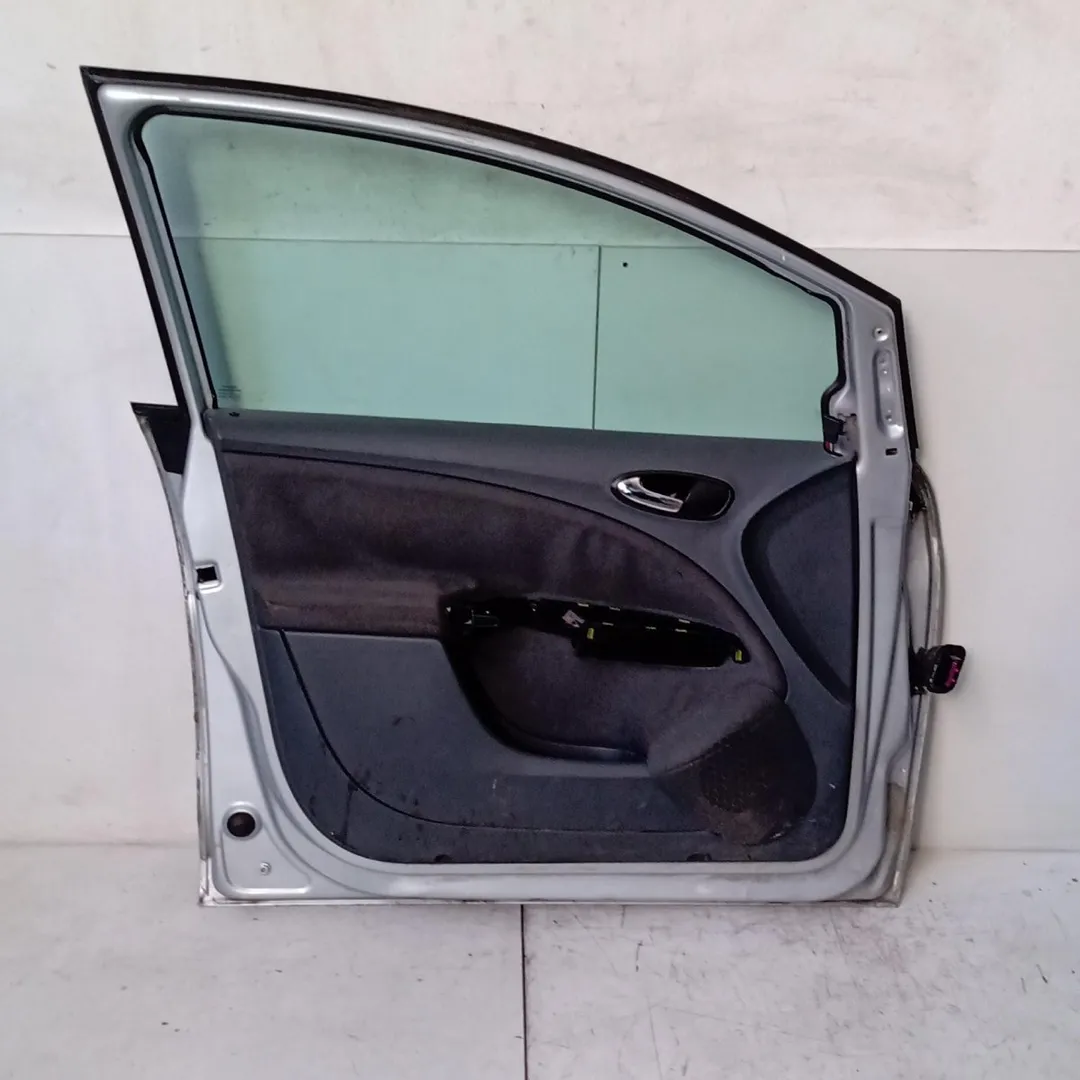 Porta anteriore sinistro