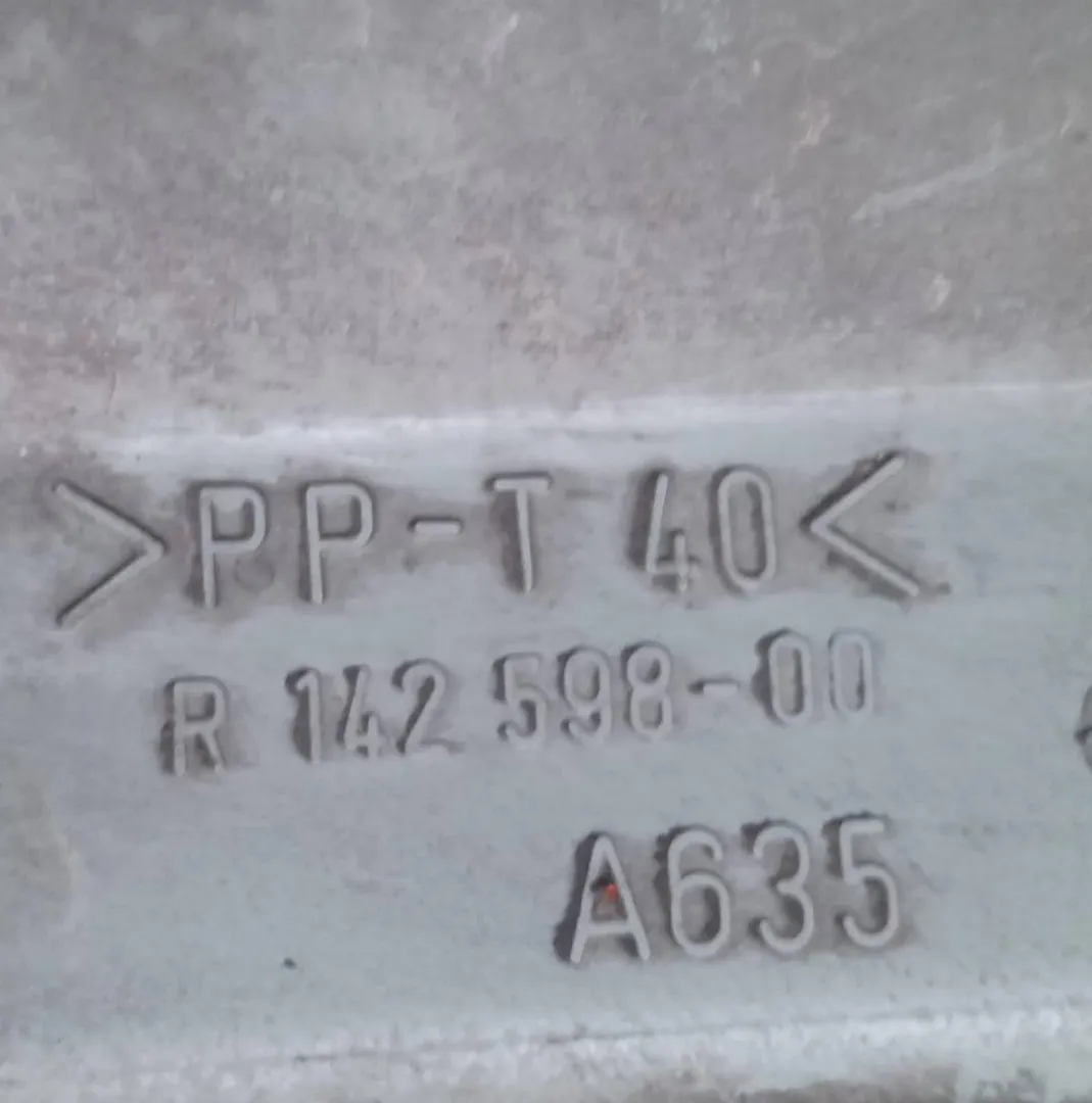 Fanale ant. destro Fanale ant. destro