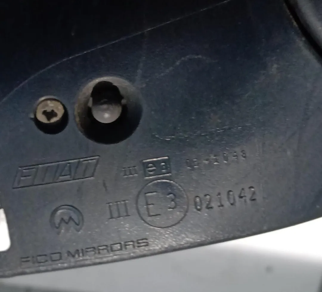 Retrovisore esterno regolazione elettrico destro Retrovisore esterno regolazione elettrico destro