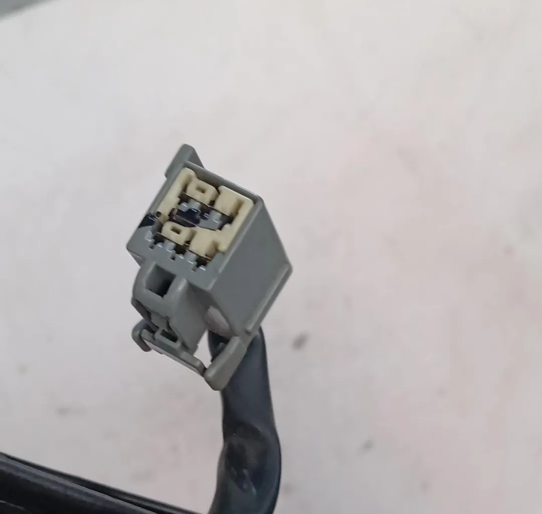 Retrovisore esterno regolazione elettrico destro Retrovisore esterno regolazione elettrico destro