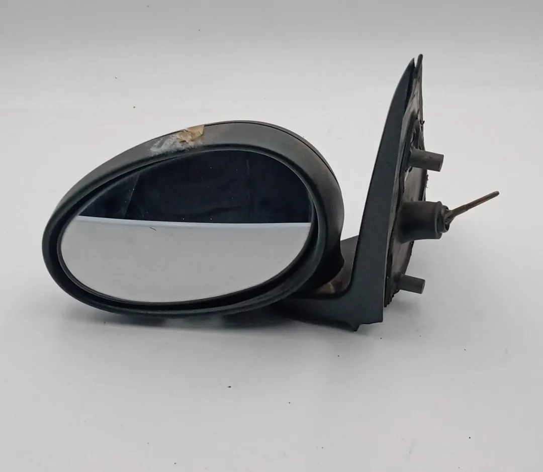 Specchietto retrovisore sinistro Specchietto retrovisore sinistro