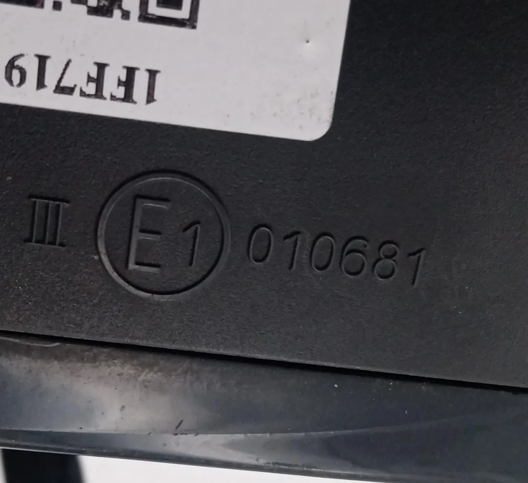 Retrovisore esterno regolazione elettrico destro Retrovisore esterno regolazione elettrico destro