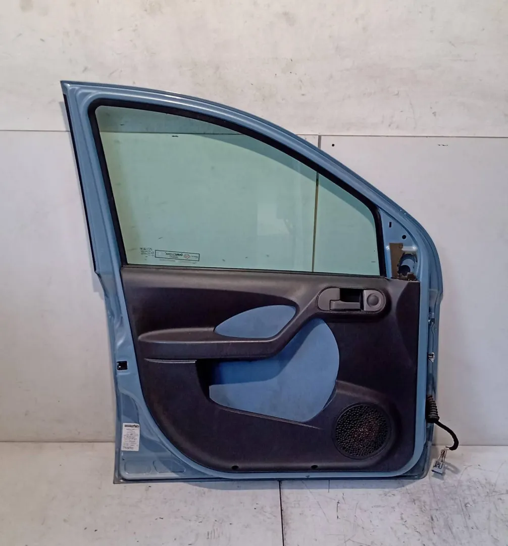 Porta anteriore sinistro