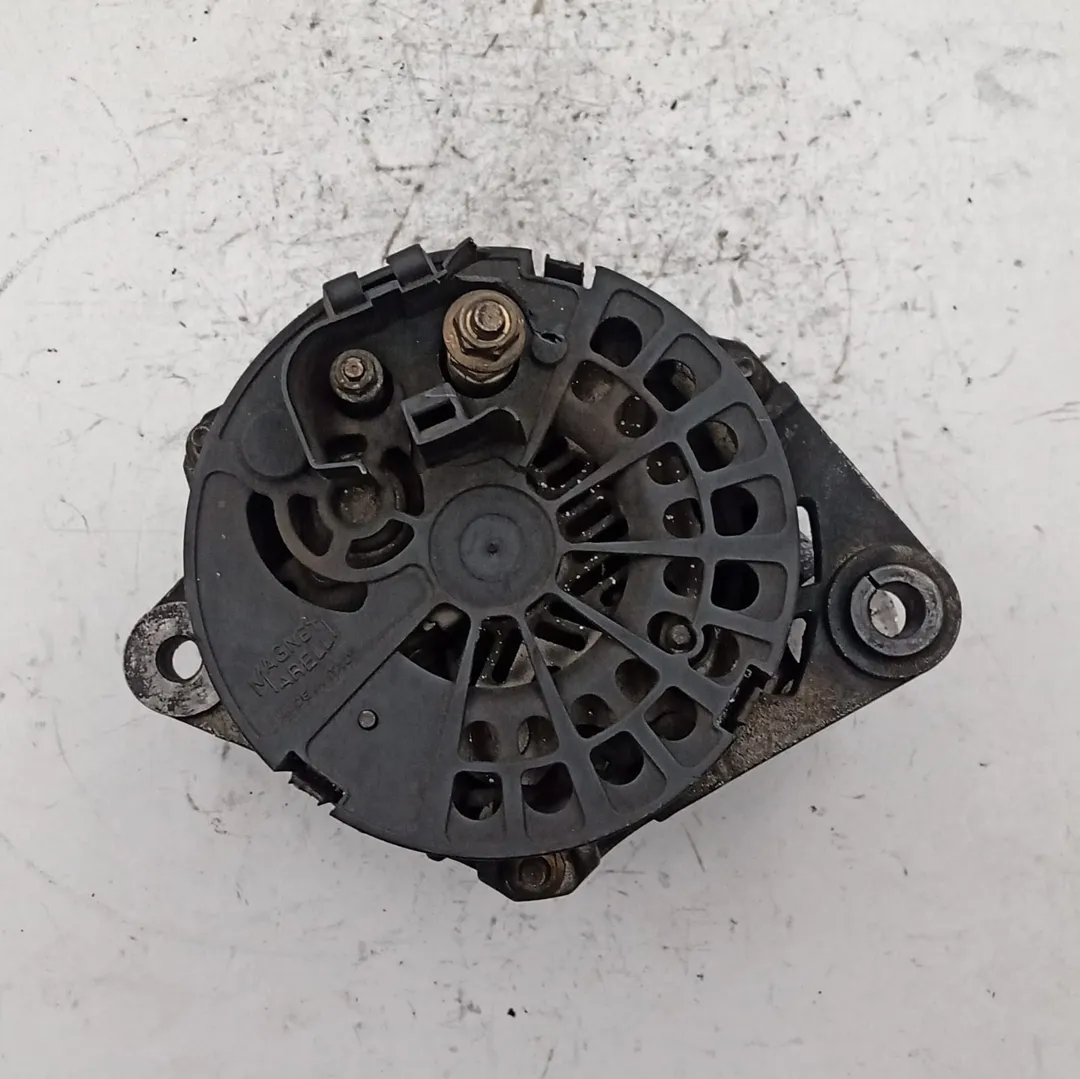 Alternatore Alternatore
