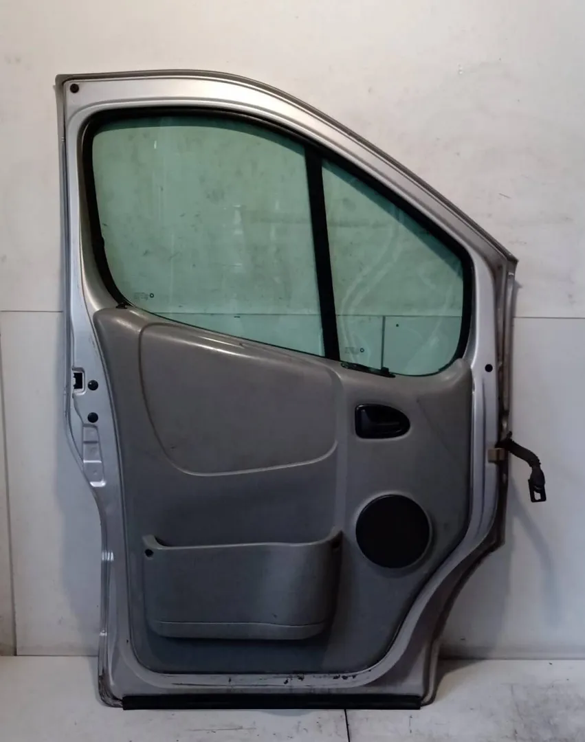 Porta anteriore sinistro